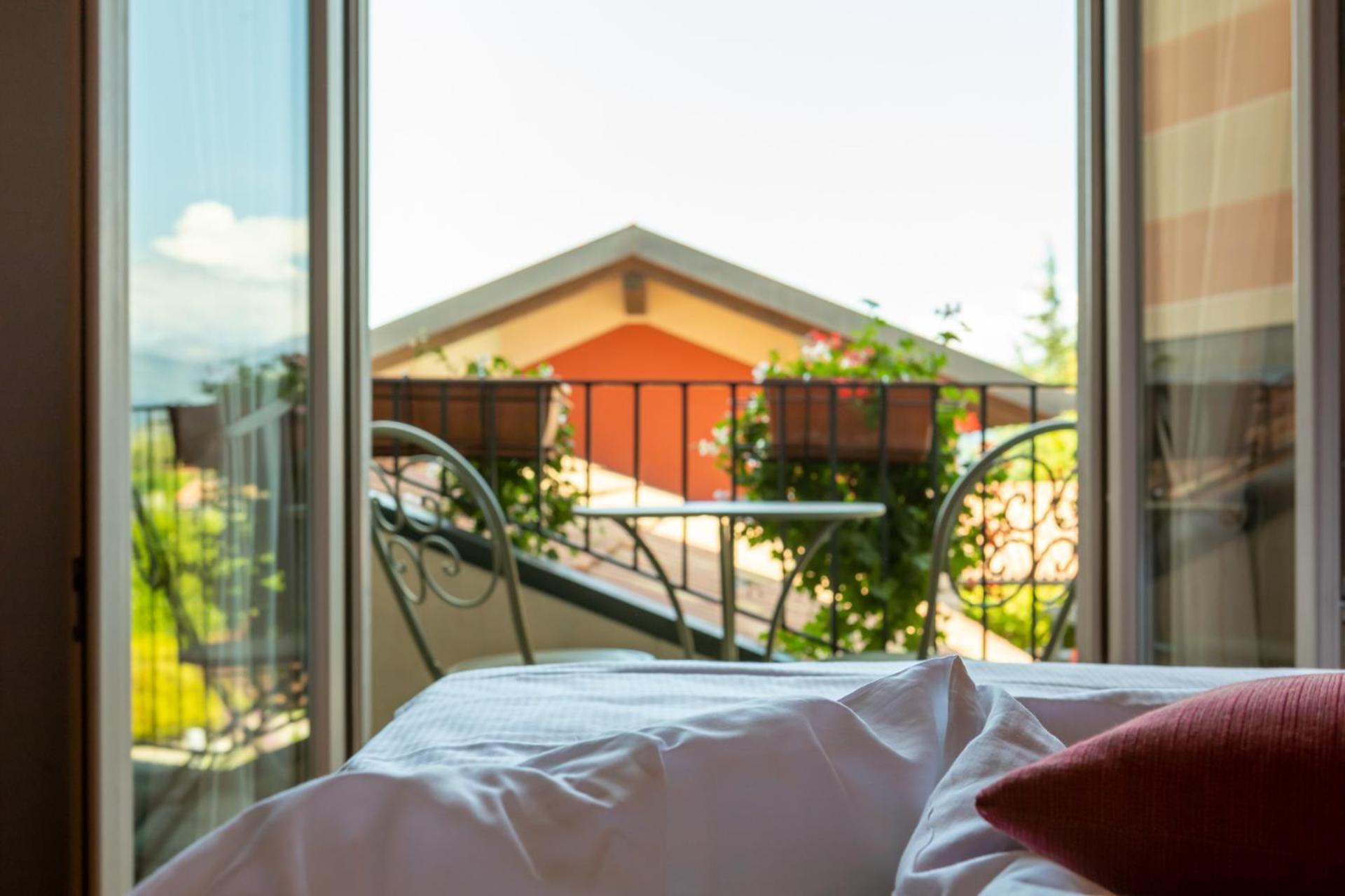 Hotel Cortese Армено Экстерьер фото