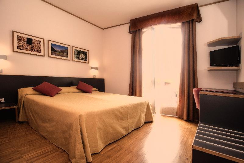 Hotel Cortese Армено Экстерьер фото